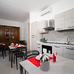 Residenza Ponte Catena 4* Верона