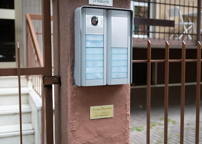 Residenza Ponte Catena Bed & Breakfast 4*