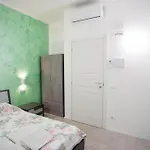 Bed & Breakfast Residenza Ponte Catena 4*